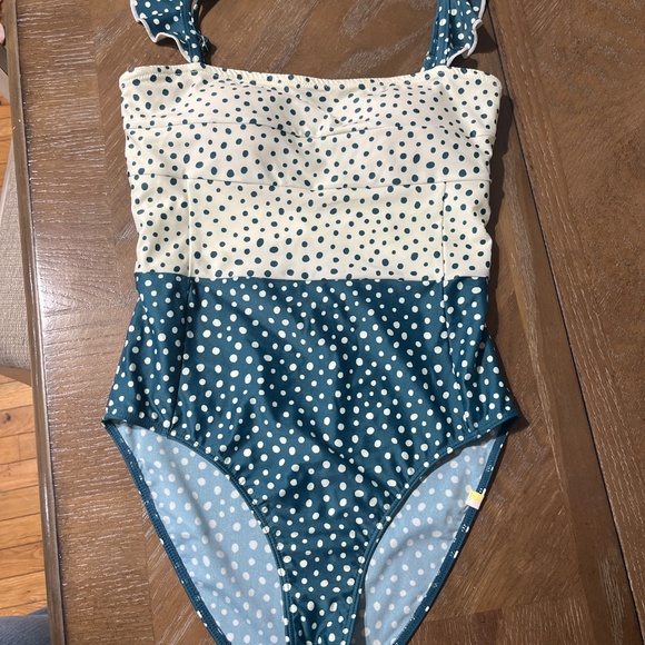 NWOT Summersalt ruffle oasis one piece swimsuit bathing suit teal and white dots - Picture 6 of 8